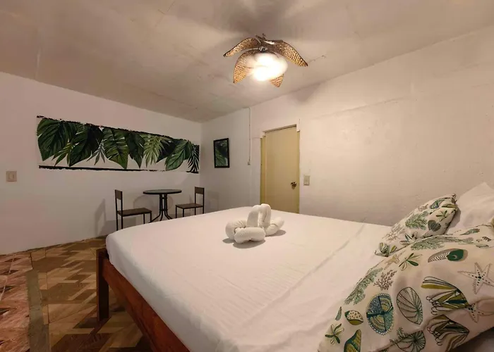 Hotel 5r Tourist & Restaurant 2*