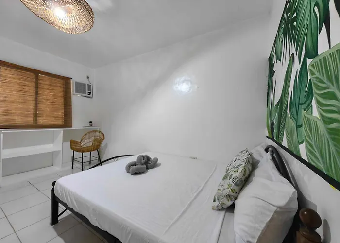 Hotel 5r Tourist & Restaurant