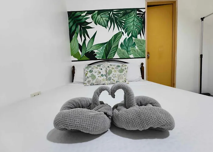 5r Tourist & Restaurant Hotel