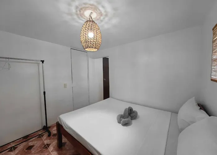 Hotel 5r Tourist & Restaurant
