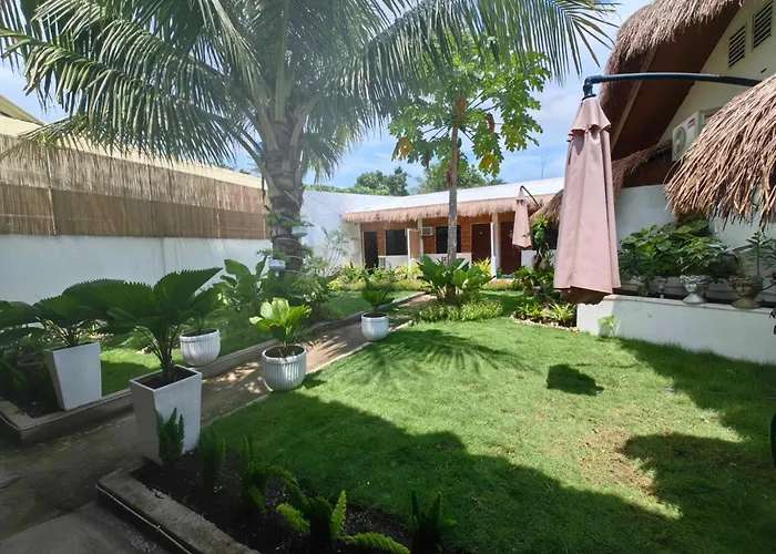 Hotel 5r Tourist & Restaurant